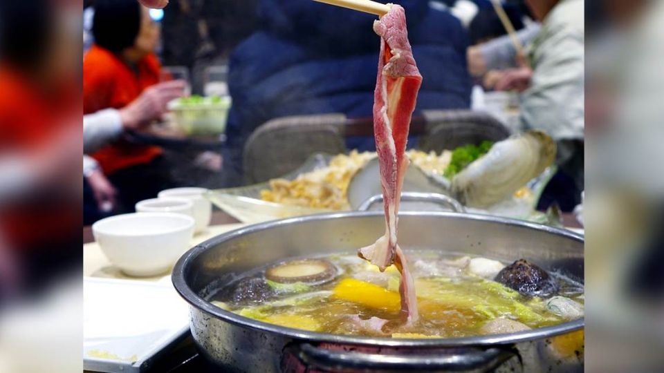 快打烊還硬要用餐「拖了1時20分」…店長出神招槓奧客!