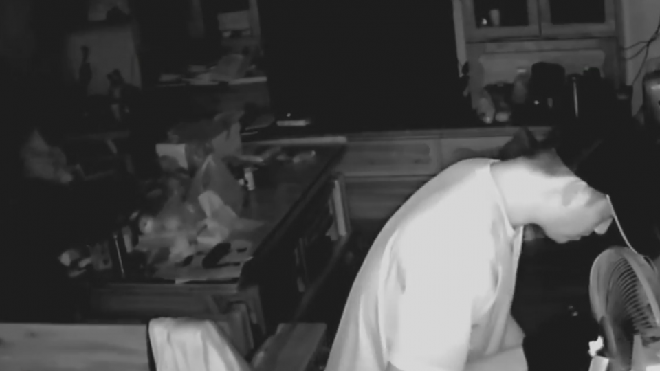 45萬遭竊2嫌還在逃 怒控：韓賊偷9萬怎速逮