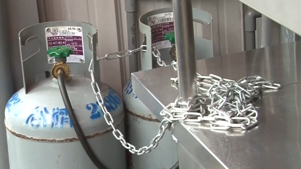 男消費被打酒後懷恨砸店 丟瓦斯險釀氣爆