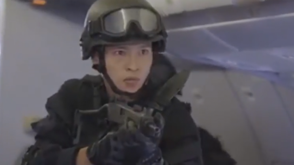 「最好的選擇」首映會 國軍將官到場支持