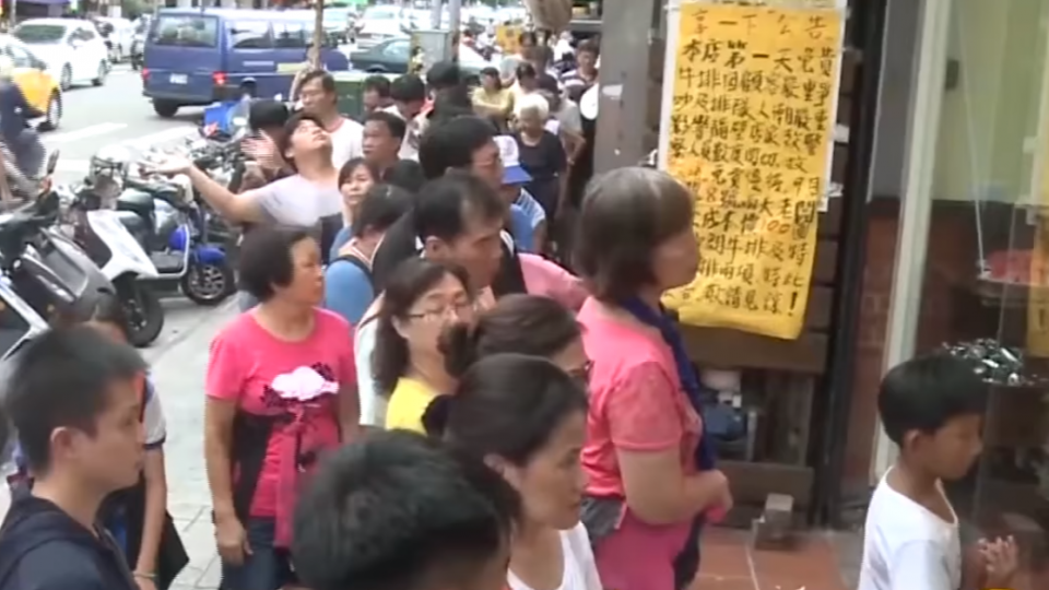 新開幕送免費牛排3天 因奧客爭吵喊卡