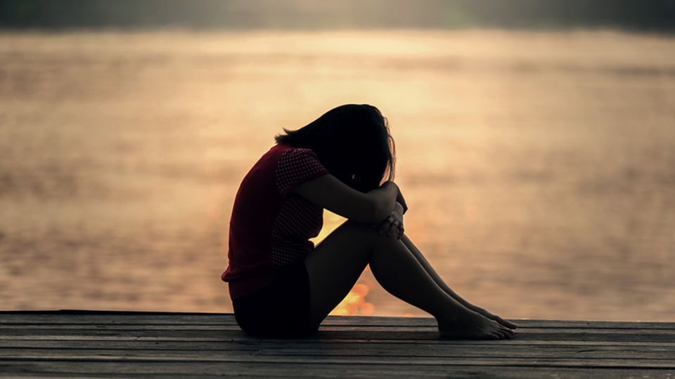 少女遭20人輪流性侵 男友慘遭毆打逼看「受辱過程」