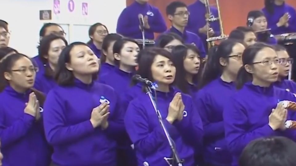 柴智屏也是妙禪信徒 現身法會唱聖歌
