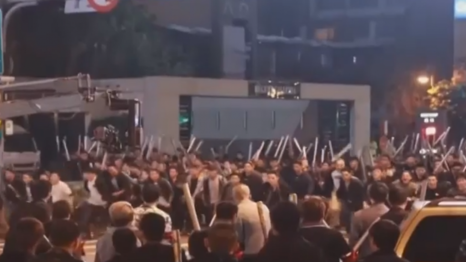 「角頭2」拍千人鬥毆來真的 被誤認火併報警