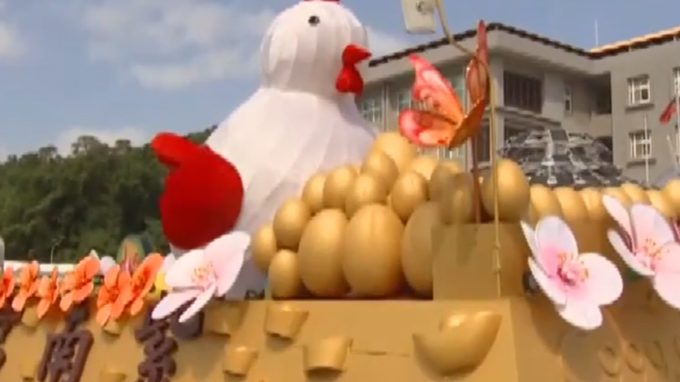 國慶花車曝光壞了美事 誰負責互踢皮球