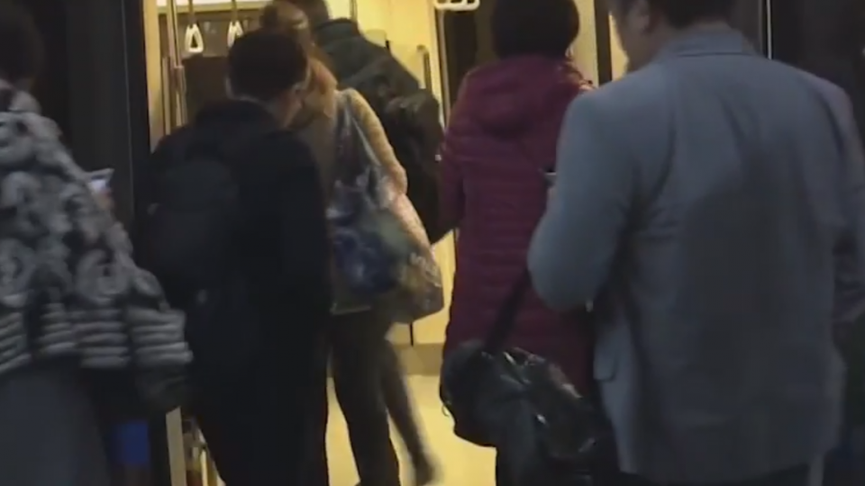 插隊？ 阿婆疑沒搭到電梯 與捷運保全起口角