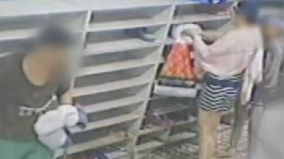 泳池淋浴遭猥褻 男童崩潰痛哭 大叫嚇跑狼