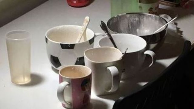 失聯10天…一家3口陳屍屋內「發黑流屍水」！桌留3碗粥狀物