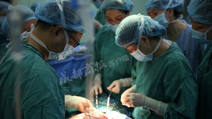 35歲婦月經都有來…一照超音波「懷孕8個月」!緊急動手術