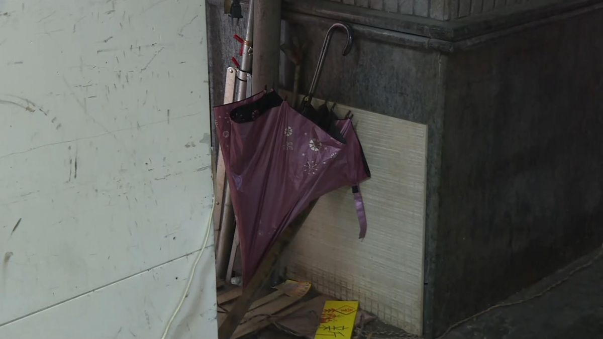 樂華夜市濺血！離職女醉討傘拿刀刺傷男員工