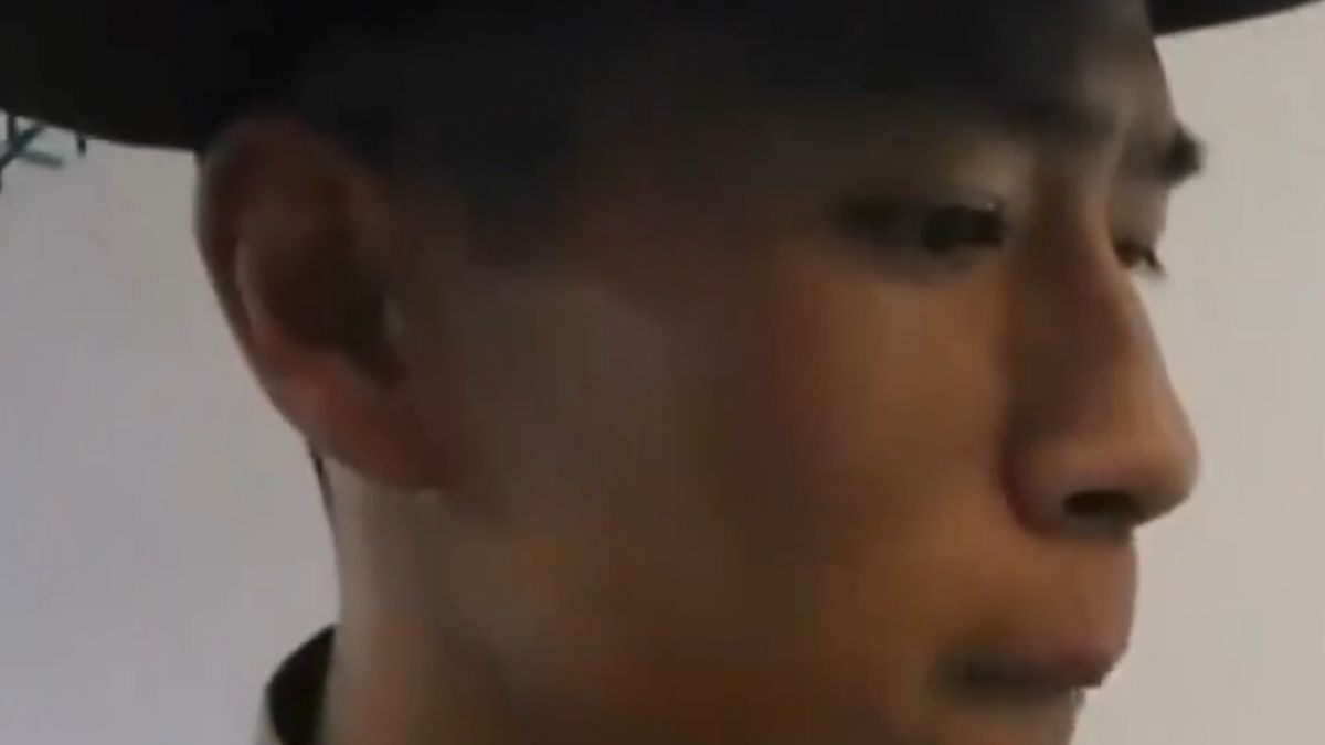 「你打我臉！」直播主車展糾紛爆粗口 喝水突挨拳