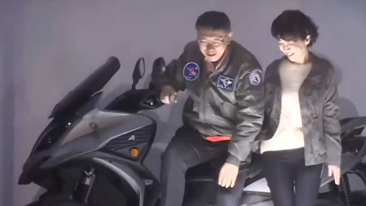 單身阿宅跨年求聯誼 柯P酸：多出去走一走啊