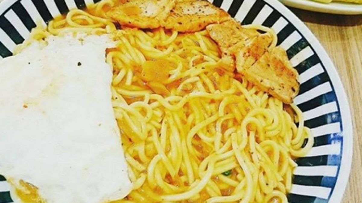烏龍麵煮一半…婦硬要換刀削!喊「這給下一個客人」