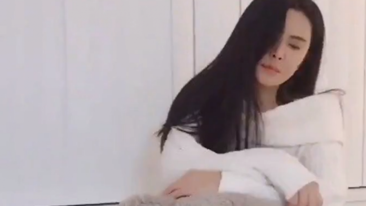 歡度51歲生日 王祖賢凍齡美PO生日影片