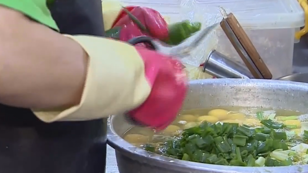 吃排骨便當 高麗菜裡竟藏衛生紙？