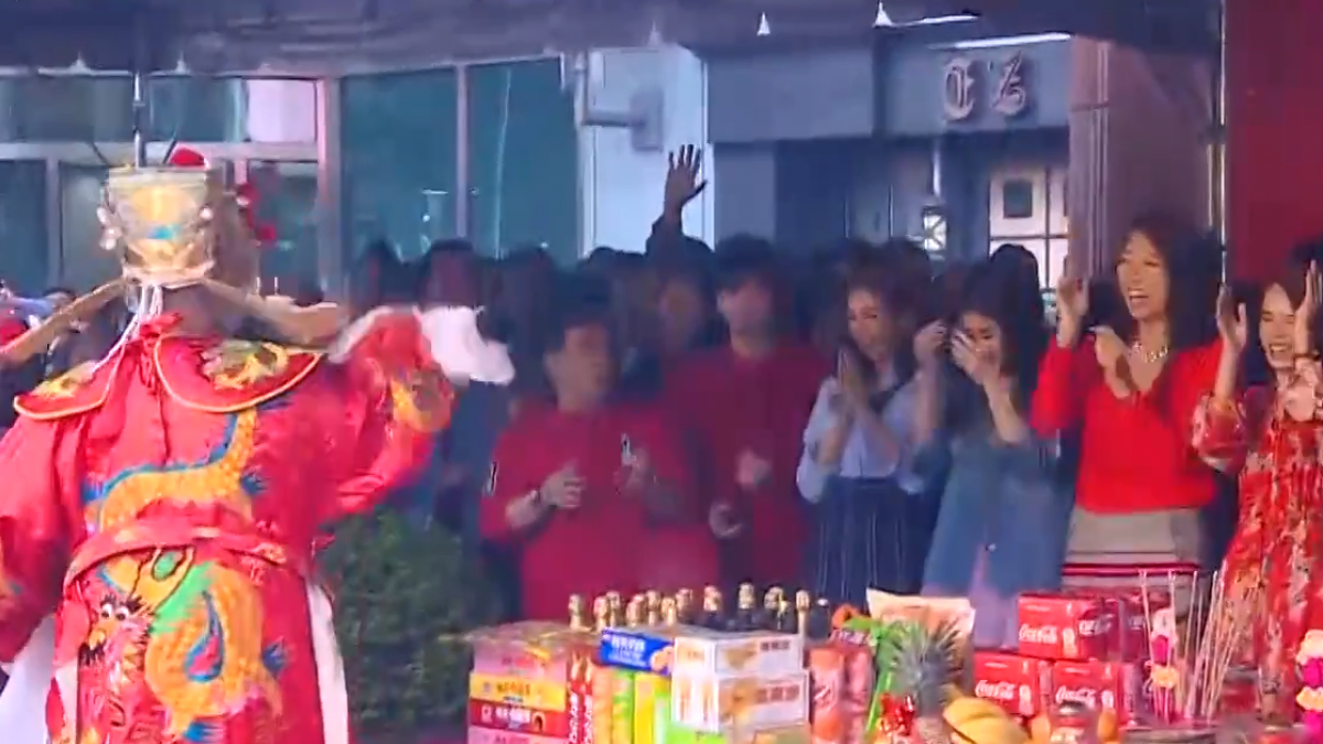時尚教父洪偉明領軍 凱渥模特兒開工