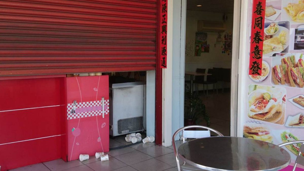 快訊／遭怒嗆開槍！高雄早餐店老闆娘頭部中彈命危