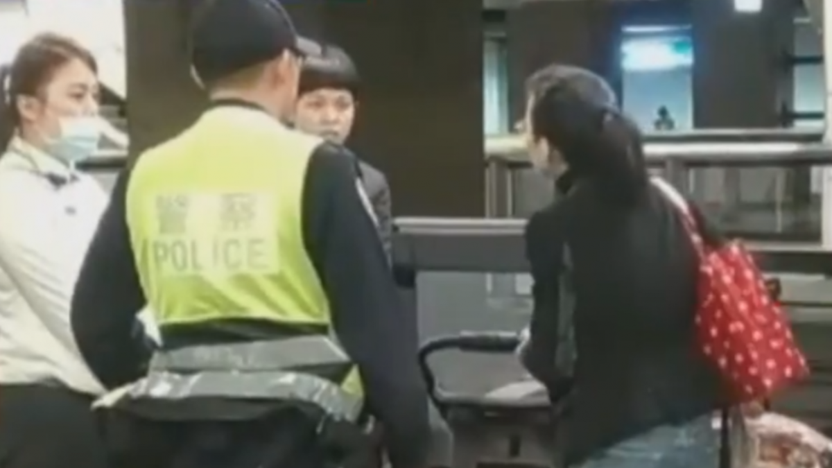 婦人娃車載貓搭高鐵 站務人員阻止引糾紛