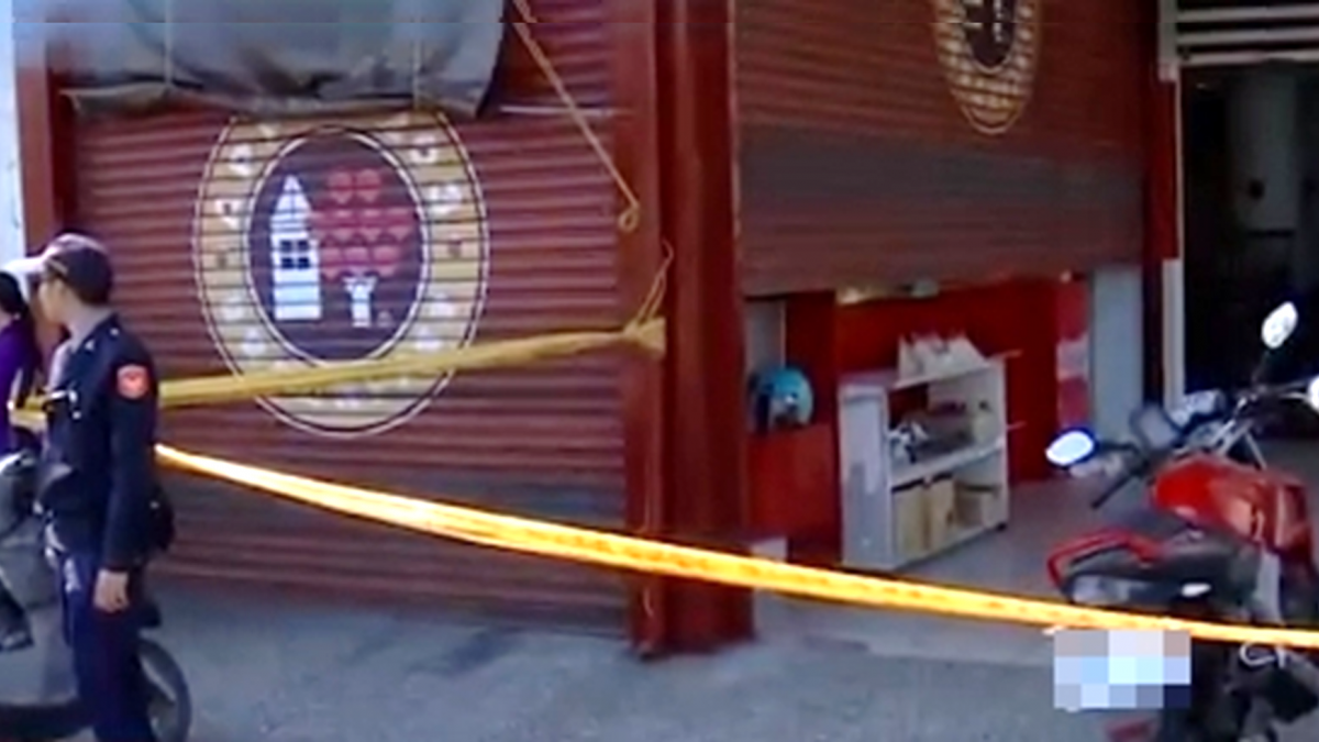 離婚遷怒！老闆娘遭行刑式槍殺 凶嫌前妻發抖：卡彈我才逃過