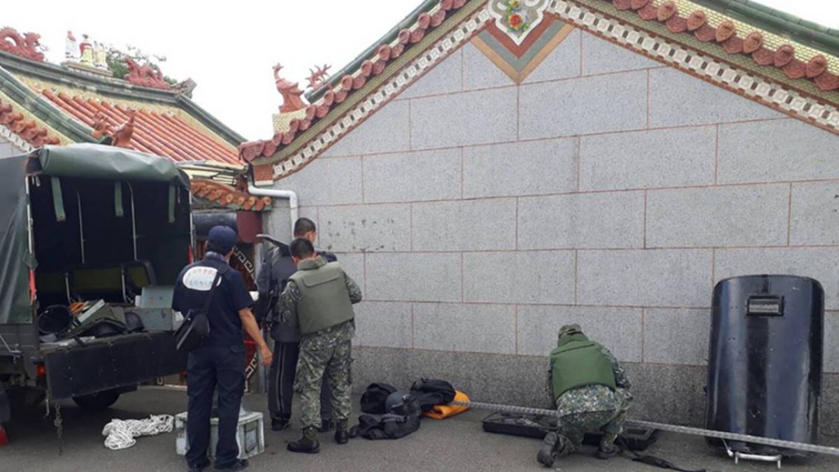 台南城隍廟倉庫驚現手榴彈！軍方封鎖現場急移除